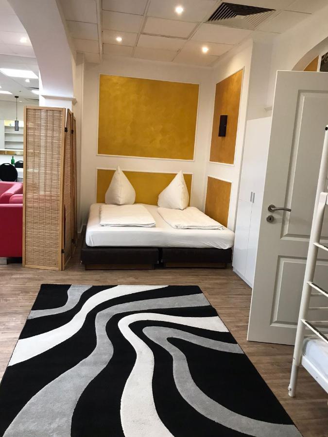 Hotel Glockengasse Кёльн Экстерьер фото