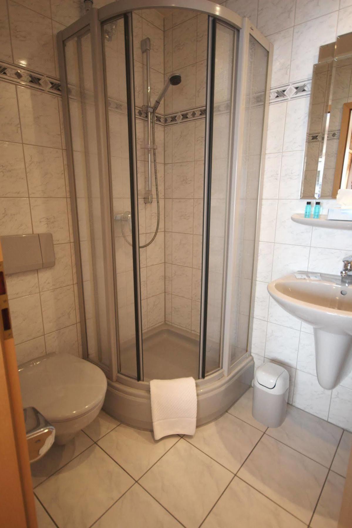 Hotel Glockengasse Кёльн Экстерьер фото